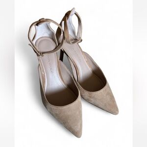 Banana Republic Women's Suede Heel